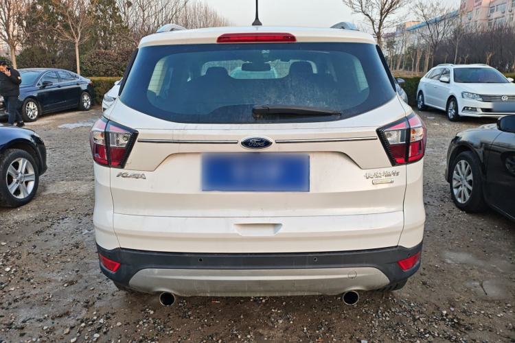 Used Ford Kuga 2018 EcoBoost 180 Two-Wheel-Drive Platinum Edition
