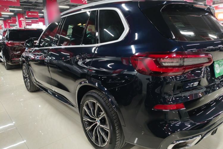 Used BMW X5 2022 Restyled xDrive 30Li Luxury Version M Sport Package