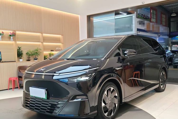 Used XPeng X9 2024 702 Ultra-Long Range Max