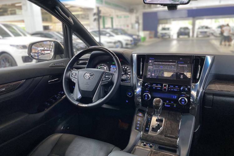 Used Toyota Vellfire 2021 Crown Dual-Engine 2.5L HV Prestige Edition
