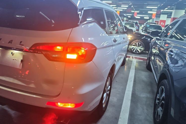 Used Haval M6 2019 1.5T DCT Two-Wheel Drive Elite Version China VI Standard
