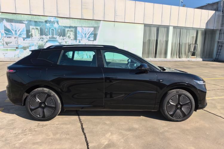 Used VOYAH COURAGE 2024 Four-Wheel Drive Global Edition
