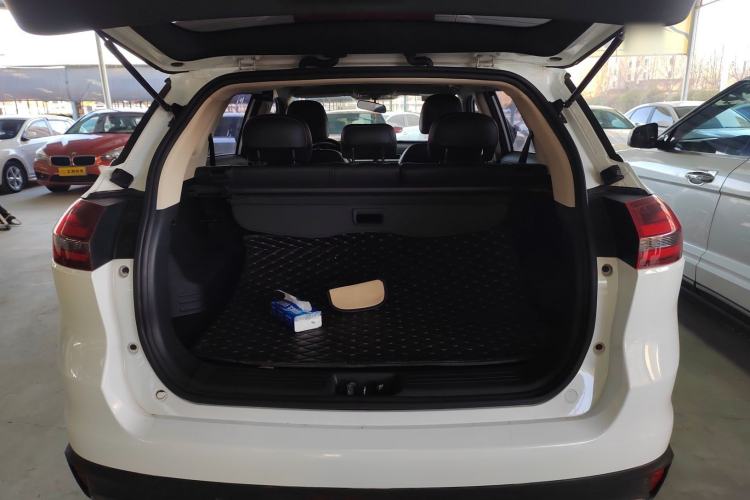 Used Geely Auto Emgrand X7 Sport 2018 1.8TD Automatic Two-Wheel Drive Smart Connect 4G Internet Edition
