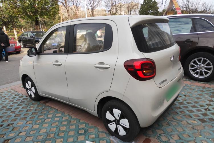 Used Wuling Hongguang MINIEV 2025 Four-Door Version Advanced Edition
