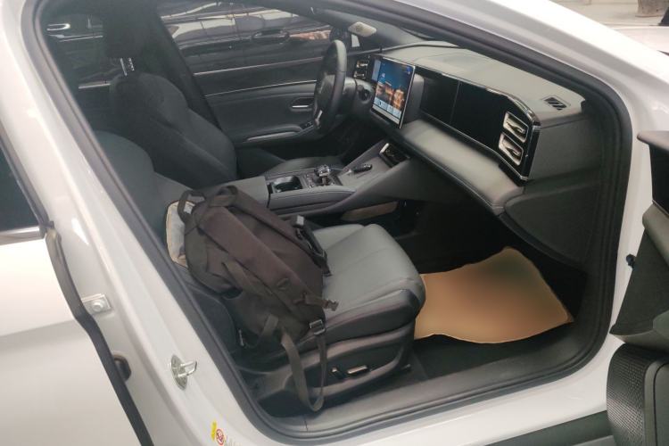 Used BYD Qin L 2025 DM-i Smart Drive 120KM Superior Model