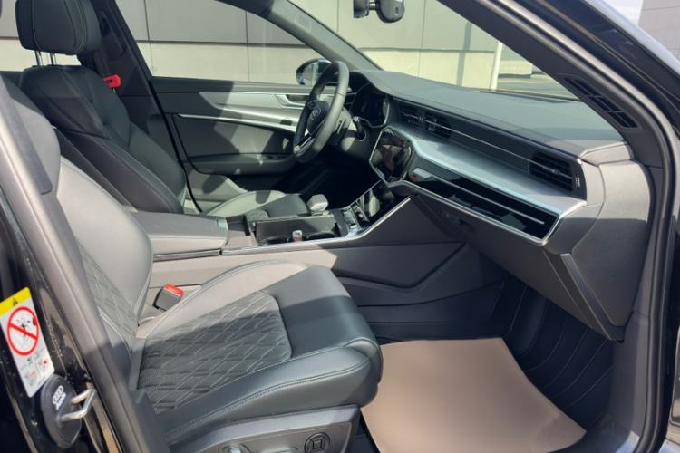 Used Audi A6L 2025 Revised 45 TFSI Prestige Dynamic Edition