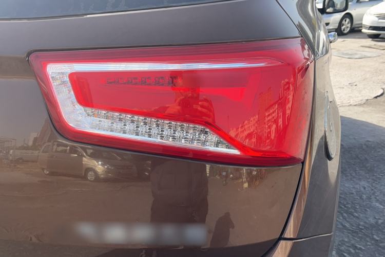 Used Baojun 560 2016 1.8L Manual Luxury Edition
