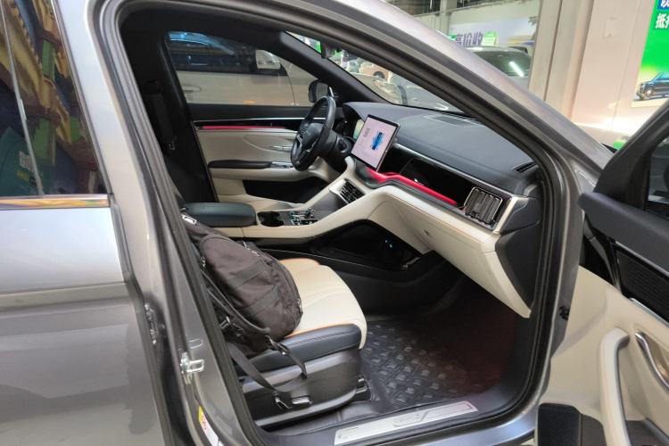 Used BYD Song PLUS New Energy 2023 Champion Edition DM-i 150KM Flagship PLUS
