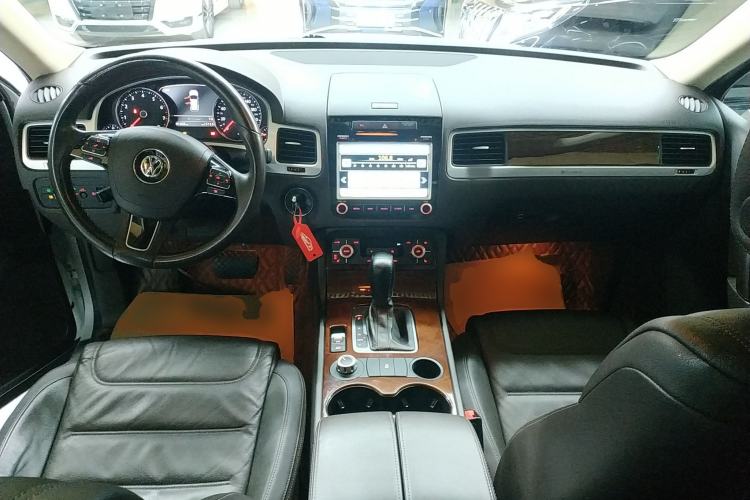 Used Volkswagen Touareg 2011 3.0 TSI Standard Version