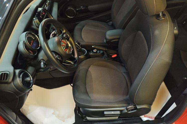 Used  MINI 2018 1.5T ONE PLUS
