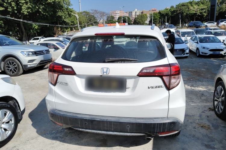 Used Honda Vezel 2017 1.8L CVT Front-Wheel Drive Pioneer Edition

