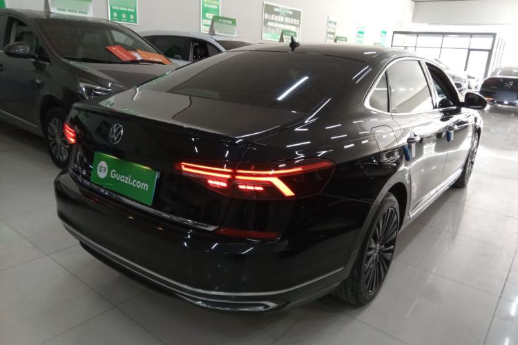Used Volkswagen Passat 2019 380TSI Luxury Edition China VI Standard
