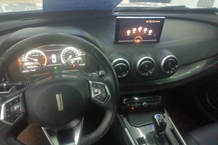 Used Wey VV7 2017 2.0T Ultra-Luxury Version
