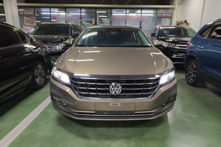 Used Volkswagen Passat 2019 380TSI Prestige Edition China VI Standard
