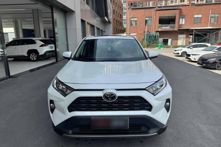Used Toyota RAV4 2022 2.0L CVT Two-Wheel Drive Fashion Edition
