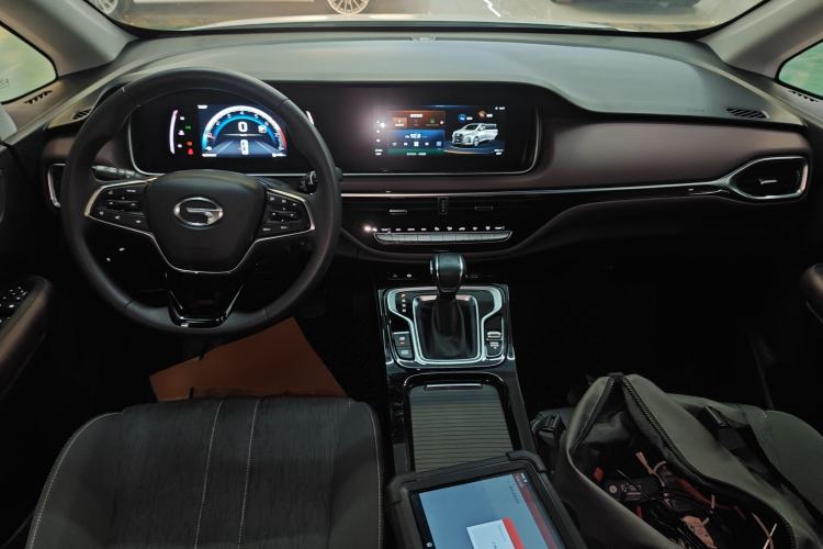 Used GAC Trumpchi M6 2023 PRO 270T DCT Elite Edition
