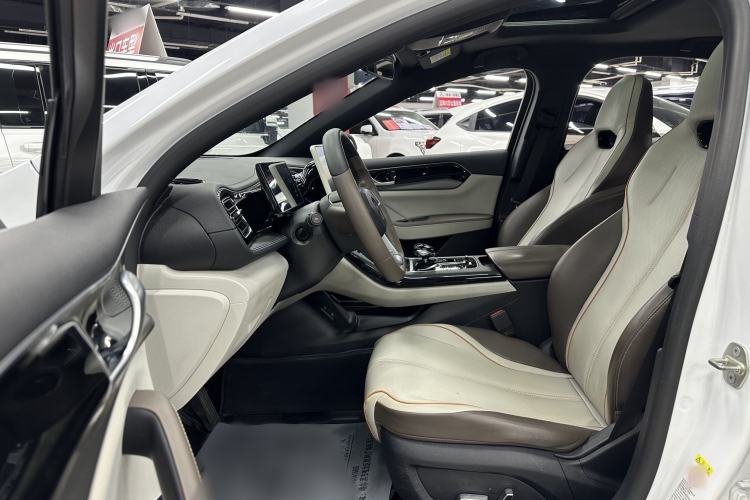 Used BYD Qin PLUS 2023 Champion Edition DM-i 120KM Beyond Model
