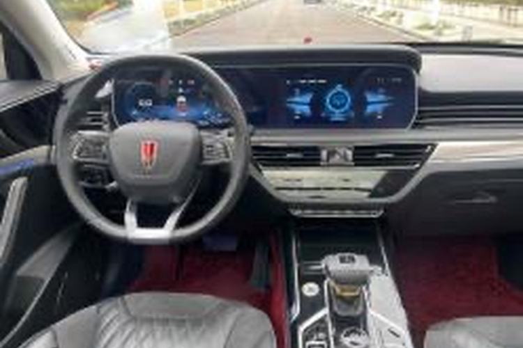 Used Hongqi HS5 2022 Facelifted Version 2.0T Smart Connect Flagship All-Wheel-Drive Edition