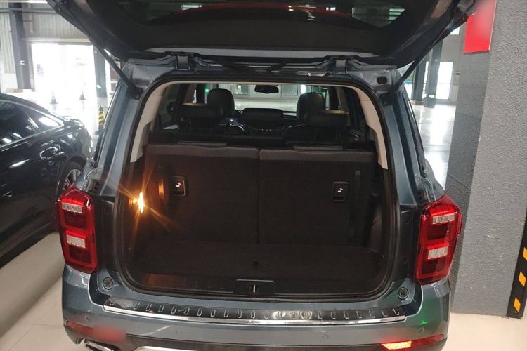 Used GAC Trumpchi GS8 2017 320T Two-Wheel Drive Luxury Smart Connectivity Version (7 Seats)
