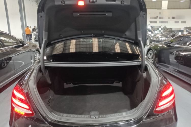 Used Mercedes-Benz E-Class 2017 E 200 Sport