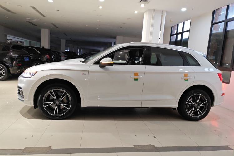 Used Audi Q5L 2020 Updated 40 TFSI Prestige Fashion Edition
