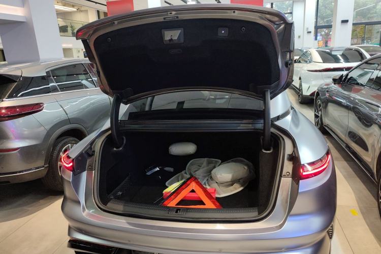 Used  L7 2022 Pro Model
