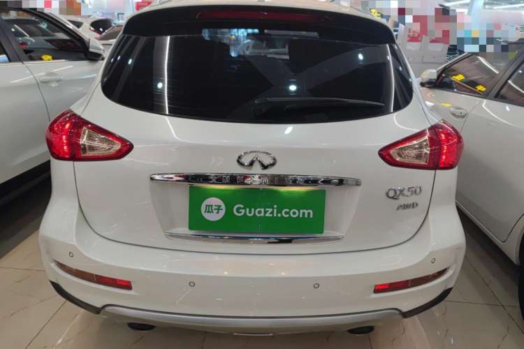 Used Infiniti QX50 2015 2.5L Enjoyment Edition