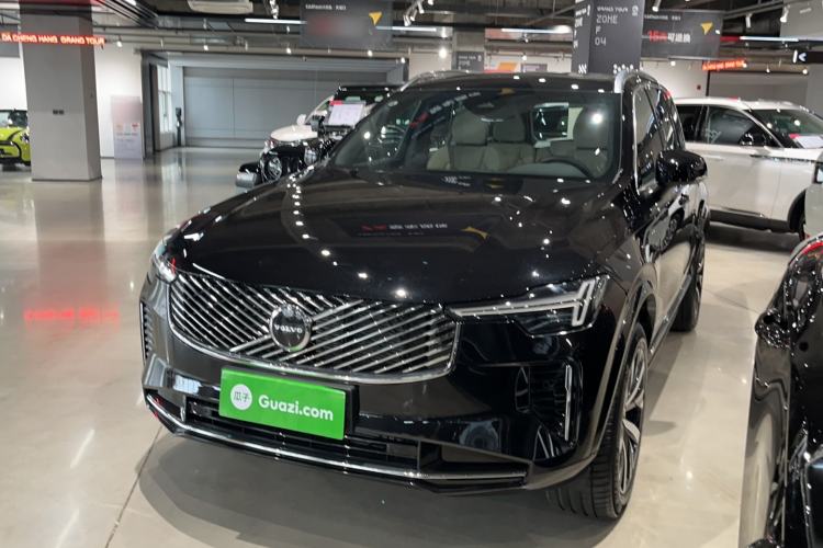 Used Volvo XC90 2025 Facelifted B5 Zhiyi Luxury Edition 5 Seats