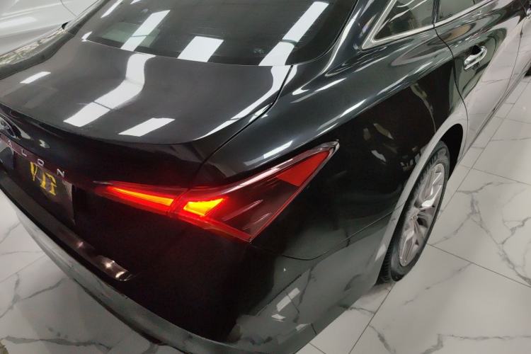 Used Toyota Avalon 2019 2.0L Luxury Edition China VI Standard
