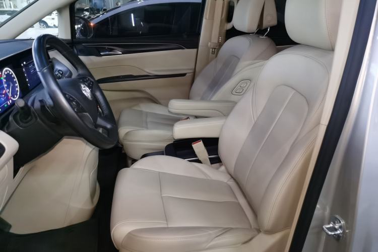 Used Buick GL8 2023 ES Lu Zun Deluxe Model
