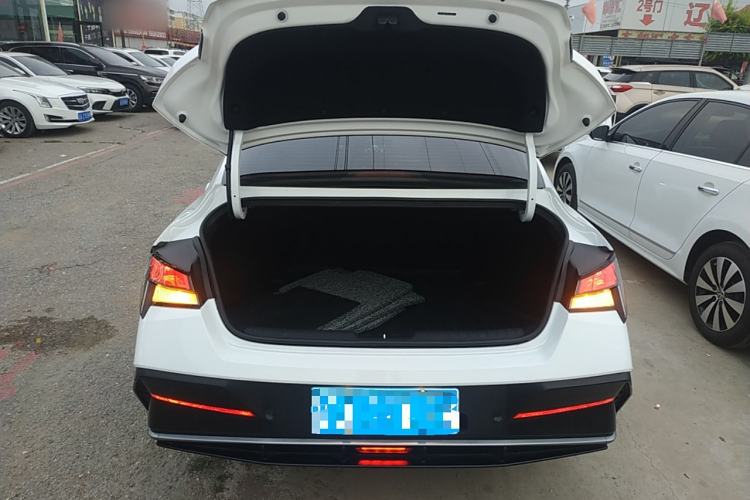 Used Hyundai Elantra 2023 1.5L CVT GLX Elite Edition
