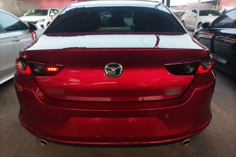 Used Mazda Mazda 3 Axela 2020 1.5L Automatic Luxury Version
