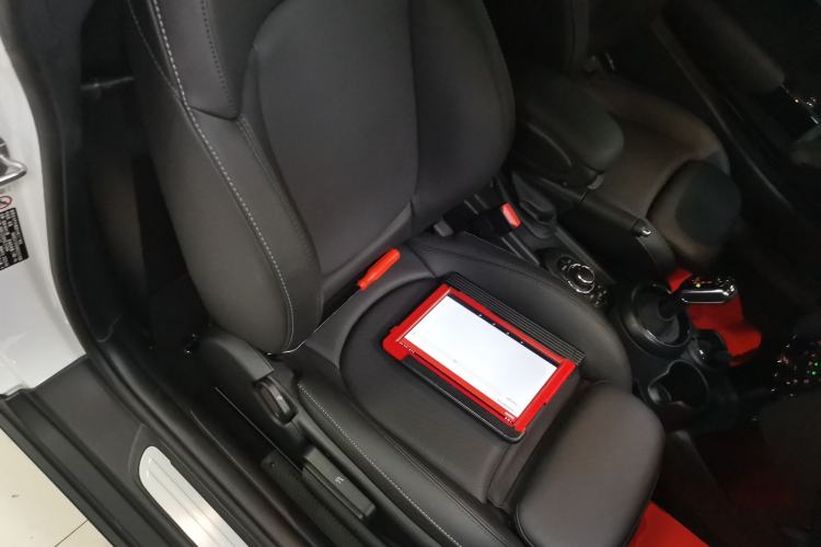 Used  MINI 2023 Updated 1.5T COOPER Artist
