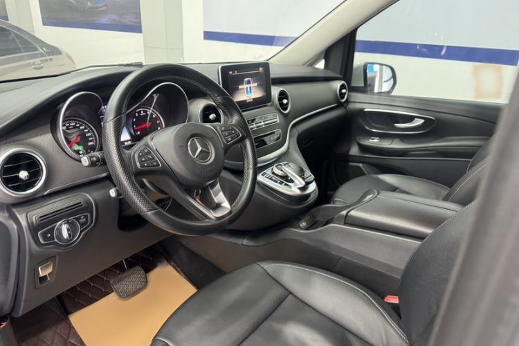 Used Mercedes-Benz V-Class 2017 V250 2.0T U.S. Spec
