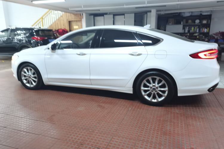 Used Ford Mondeo 2017 EcoBoost 200 Stylish Model
