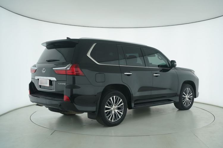 Used Lexus LX 2017 570 Dynamic Luxury Edition
