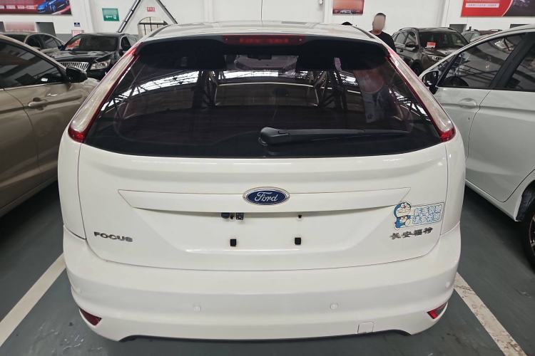 Used Ford Focus 2013 Hatchback Classic 1.8L Automatic Base Model
