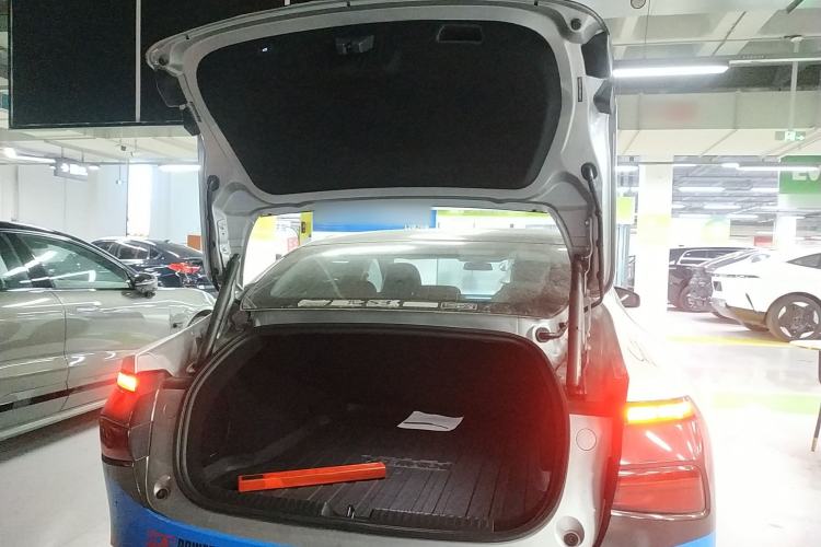 Used XPeng P7 2023 P7i 610 Max Performance Edition