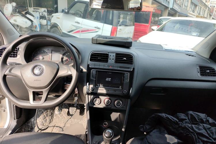 Used Volkswagen Polo 2014 1.4L Manual Fashion Edition