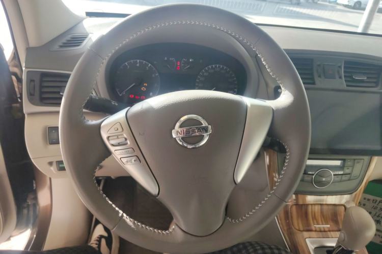 Used Nissan Sylphy 2014 1.6XV CVT Deluxe Edition
