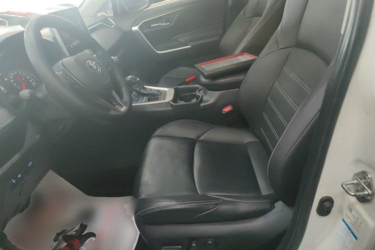 Used Toyota Wildlander 2020 2.0L CVT 4x4 Luxury Edition
