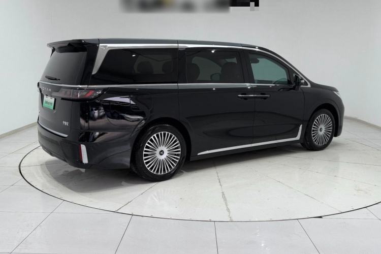 Used VOYAH Dream 2025 PHEV Four-Wheel Drive Prestige Kunpeng Edition
