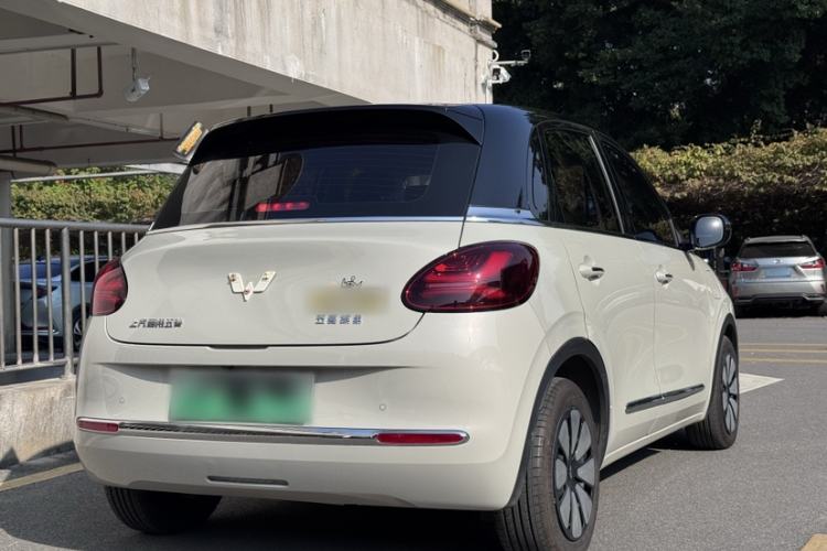 Used Wuling Bingo 2023 333 km Lingxi Connected+ Version

