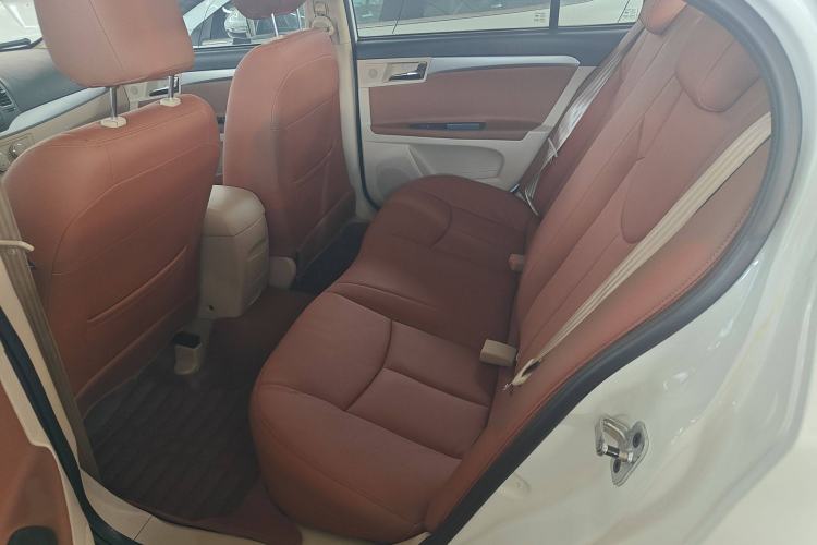 Used Roewe 350 2015 1.5L Manual Luxury Sunroof Edition
