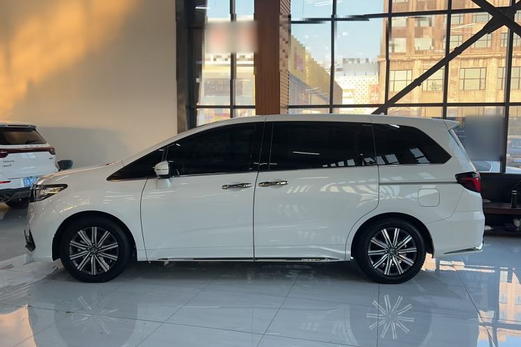 Used Honda Odyssey 2024 2.0L eHEV Sharp & Enjoy Edition
