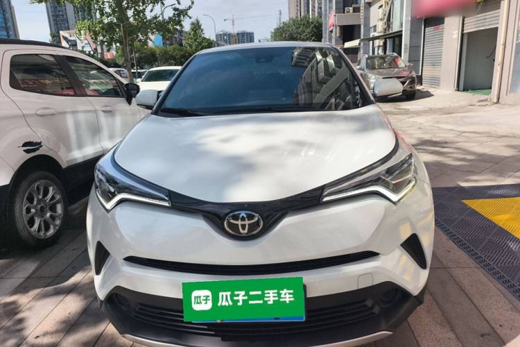Used Toyota IZOA 2020 2.0L Yichi Version
