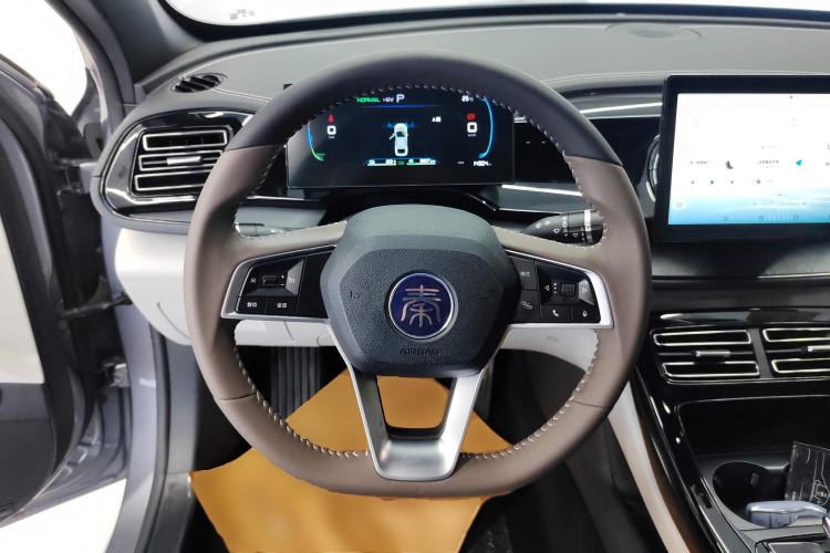 Used BYD Qin PLUS 2023 Champion Edition DM-i 55KM Leading Model
