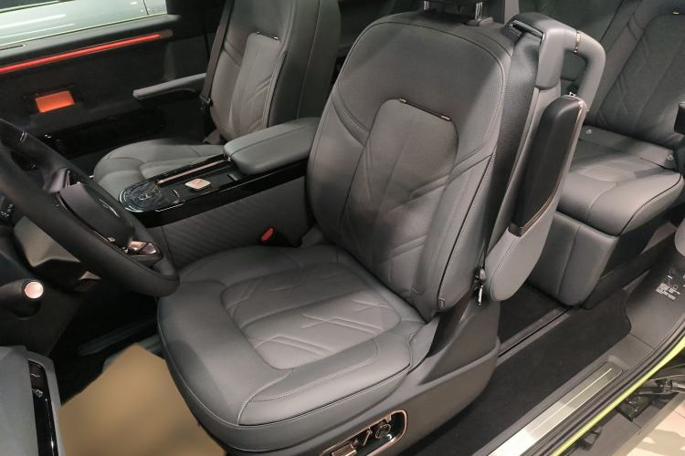 Used Zeekr MIX 2025 Long-Range Intelligent Driving Edition
