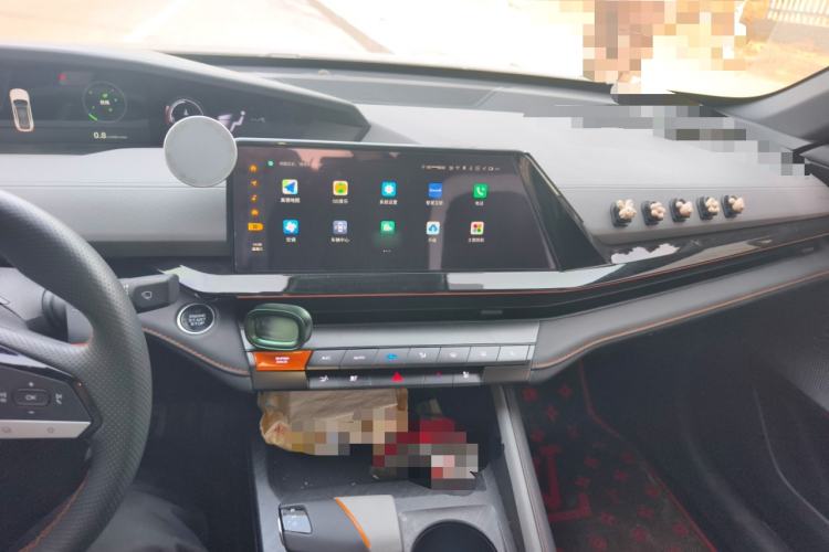 Used Changan UNI-V 2022 1.5T Smart Navigation Version
