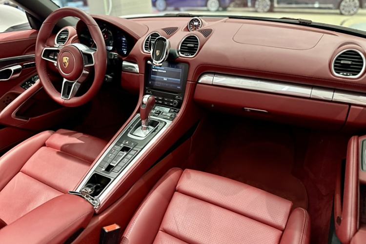 Used Porsche 718 2022 Boxster 2.0T
